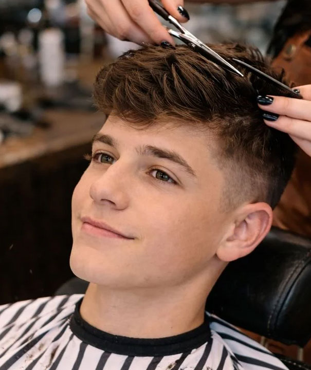 Teen Haircut - Edna´s Super Salon